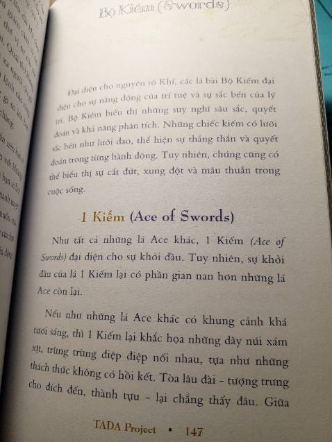 sách hayy nhưng ko có bọc nên lúc giao tới bị bụi với xước bìa