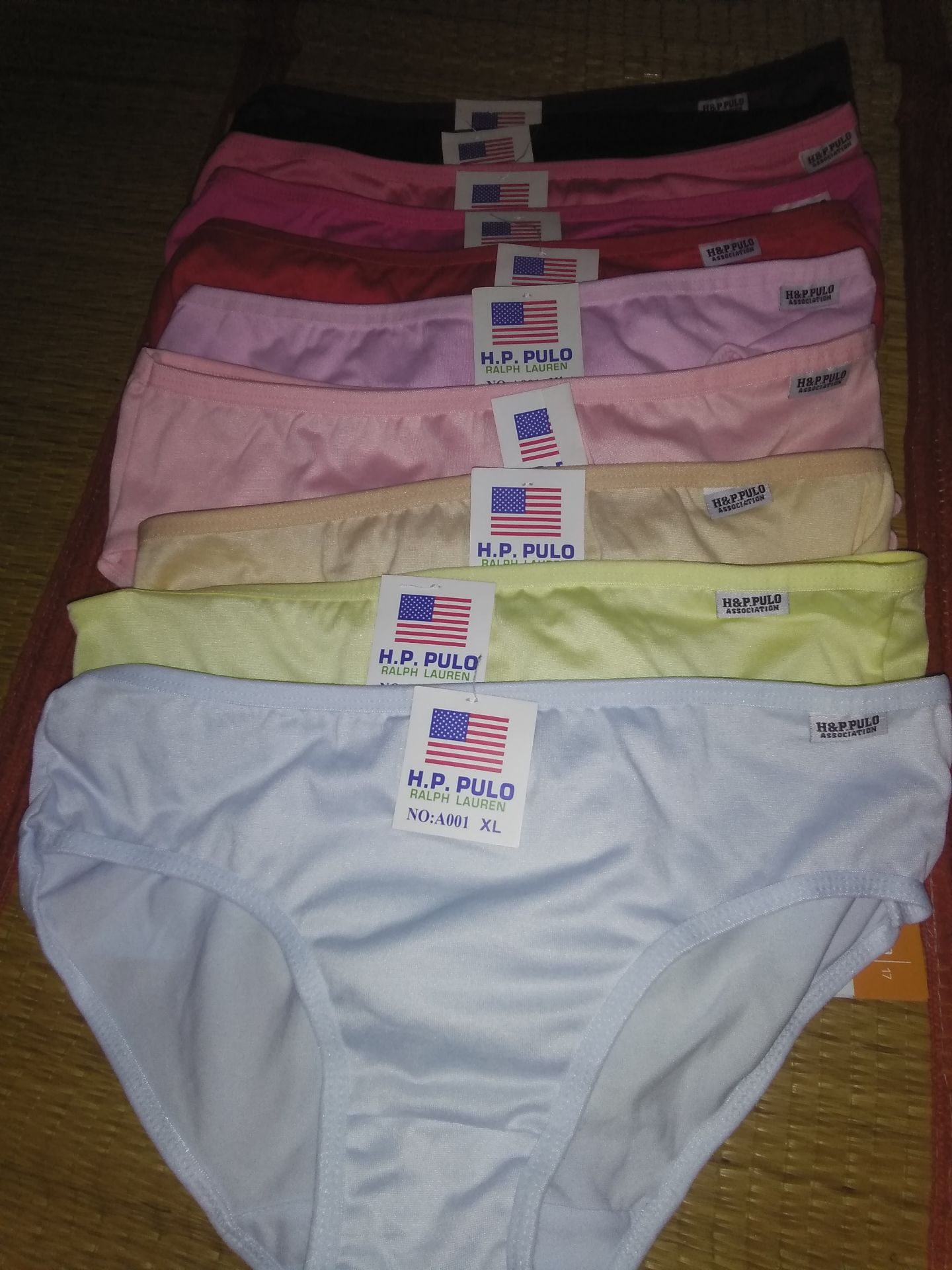 shop giao đủ 10 quần 10 màu khác nhau, cho shop 5 sao luôn, mọi người nên mua ủng hộ shop nhé.