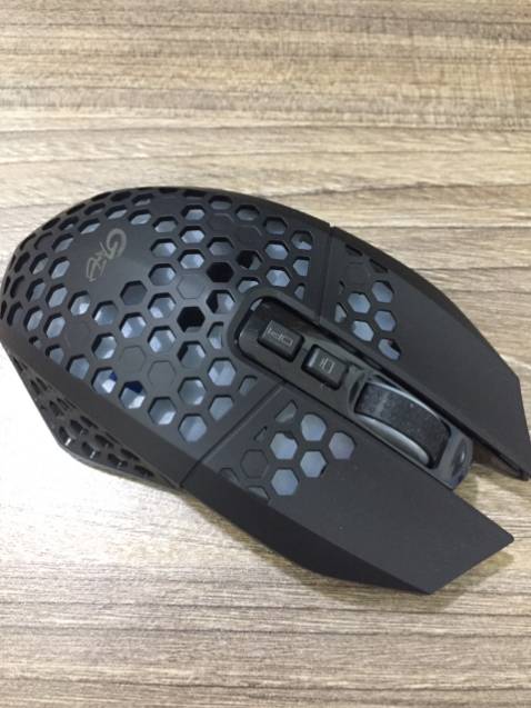 ôi nhìn phát ưng cái bụng lun ạ
chuột cứng cáp chuẩn chuột game
lại có đèn Led đổi màu siêu đẹp lun 
nên mua nên mua nhé mn ôi nhìn phát ưng cái bụng lun ạ
chuột cứng cáp chuẩn chuột game
lại có đèn Led đổi màu siêu đẹp lun 
nên mua nên mua nhé mn