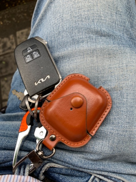 Sản phẩm như mô tả , còn 1 cái duy nhất không có lựa chọn màu khác