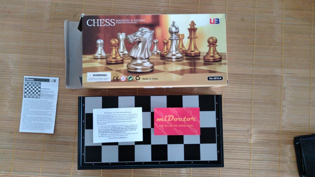 Quân cờ nhận được có thiết kế rất đẹp. Với tầm giá 180k tìm những bộ to hơn thì có nhiều nhưng thiết kế không đẹp được như bộ này.