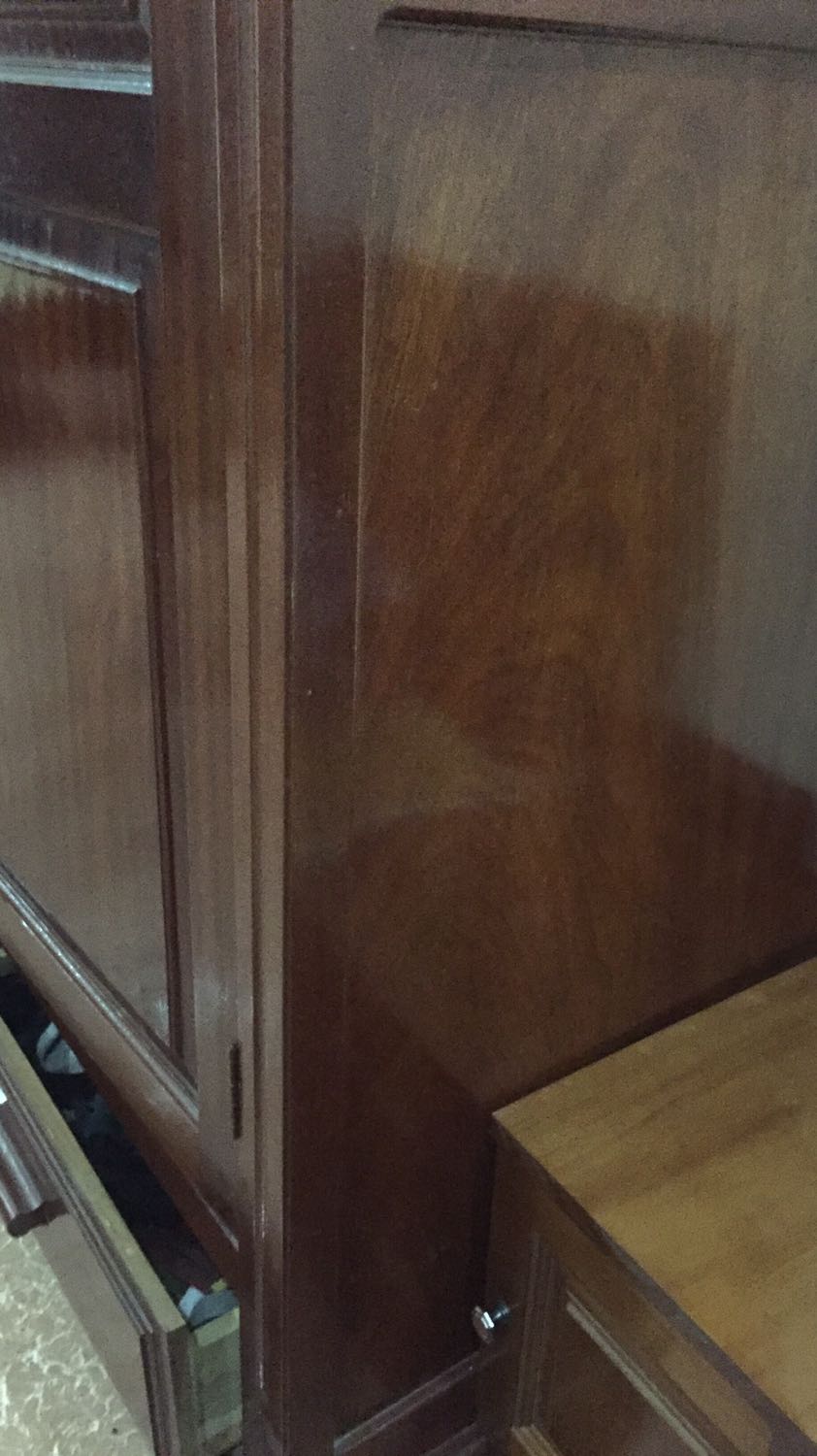 Nồi đẹp. Nấu cơm ngon. Giao hàng khá nhanh. Săn đc giá 895k cả ship. Bất tiện là thiếu quai xách. Ko thấy hiện tượng nước đọng trên nắp nồi tràn ra ngoài do ko có cốc thu nước thừa. Chắc để qua đêm thì lượng nước đọng nhiều nên khi mở nắp nước sẽ chảy ra. Gì nữa nhỉ. Ah độ bền thì chờ thời gian trả lời. Tạm cho shop 5*