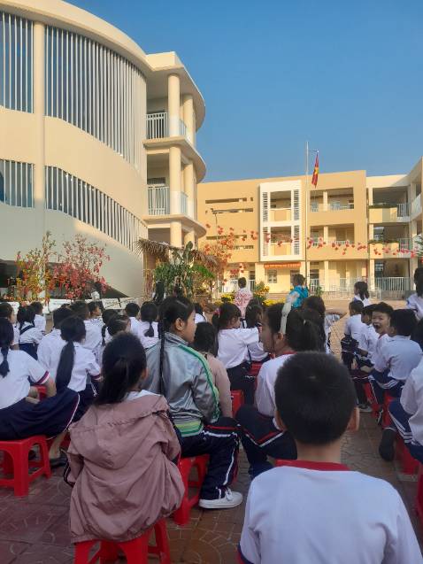 Bây giờ đã phúc lúc đã sử dụng có một chiếc và viết được