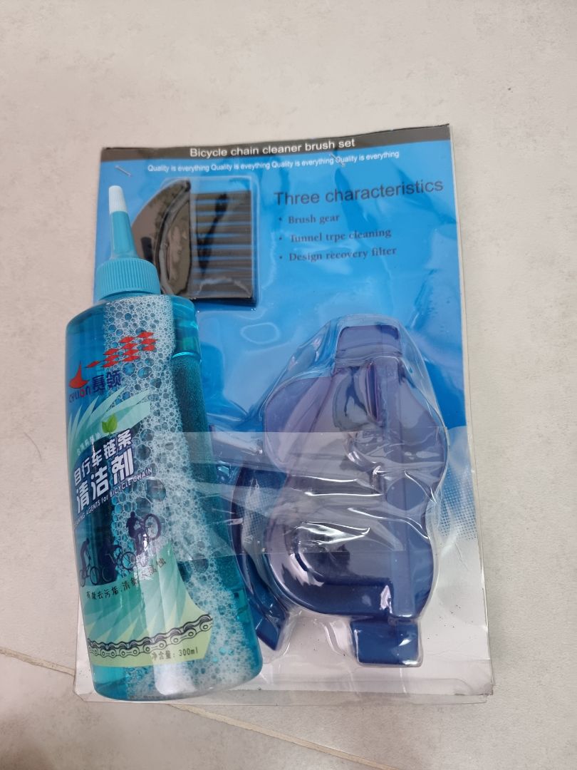 hàng đẹp đầy đủ, đóng gói cẩn thận. giao trễ 4 ngày.