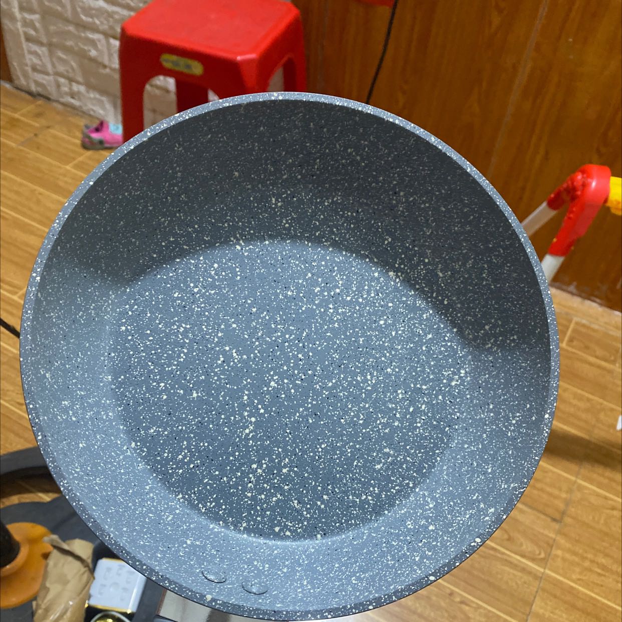 Giao hàng đúng. Hi mà sz 22 hơi bé