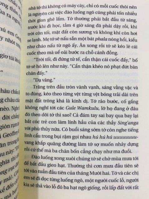 Tiểu sử - hồi ký. Sách giày mà không có bookm đi kèm