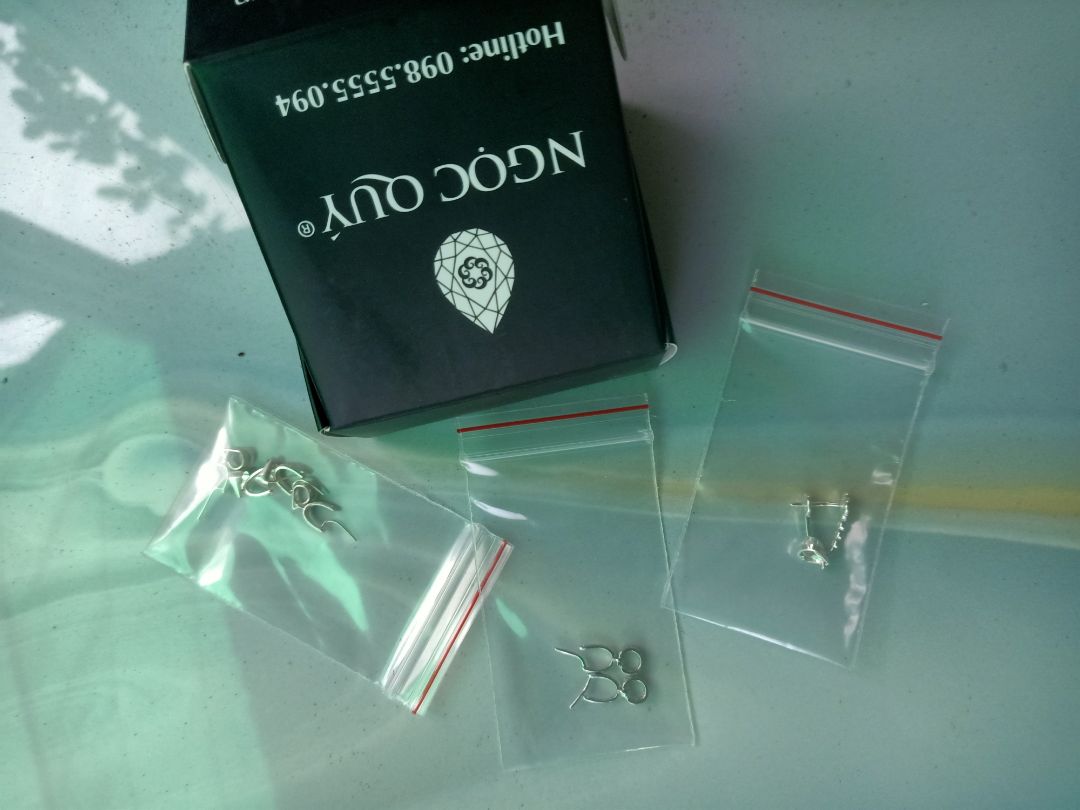 bán combo 2 cái mà giao có một cái