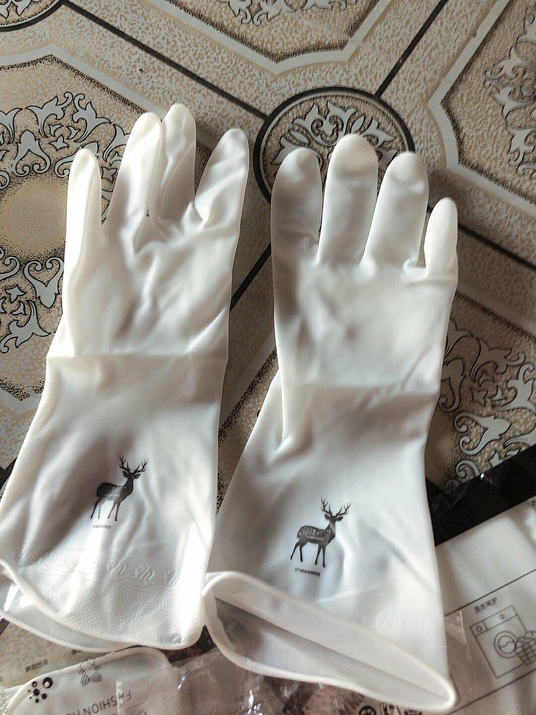 sản phẩm tốt, giao hàng nhanh, găng tay dai mềm đeo vào dễ làm vc chứ k bị khó chịu và vướng