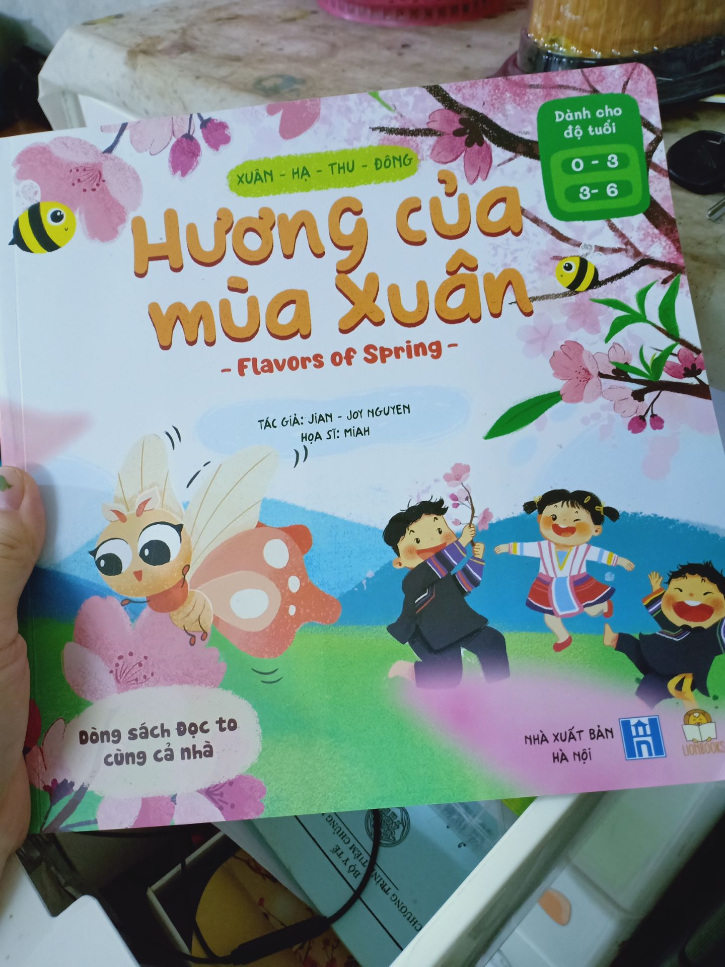 truyện nội dung đơn giản, in hình rõ nét. giao hàng nhanh chóng, tiki đóng gói SP rất cẩn thận
