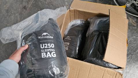 Dày dặn, hoàn thiện tốt, giao hàng nhanh chóng