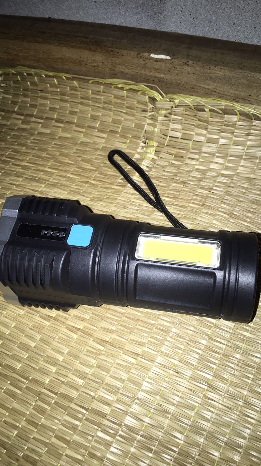 Đúng hàng đúng sản phẩm
Chất lượng cũng tạm ổn 
Mỗi cái giao hàng hơi lâu
Nói chung là cũng ok.