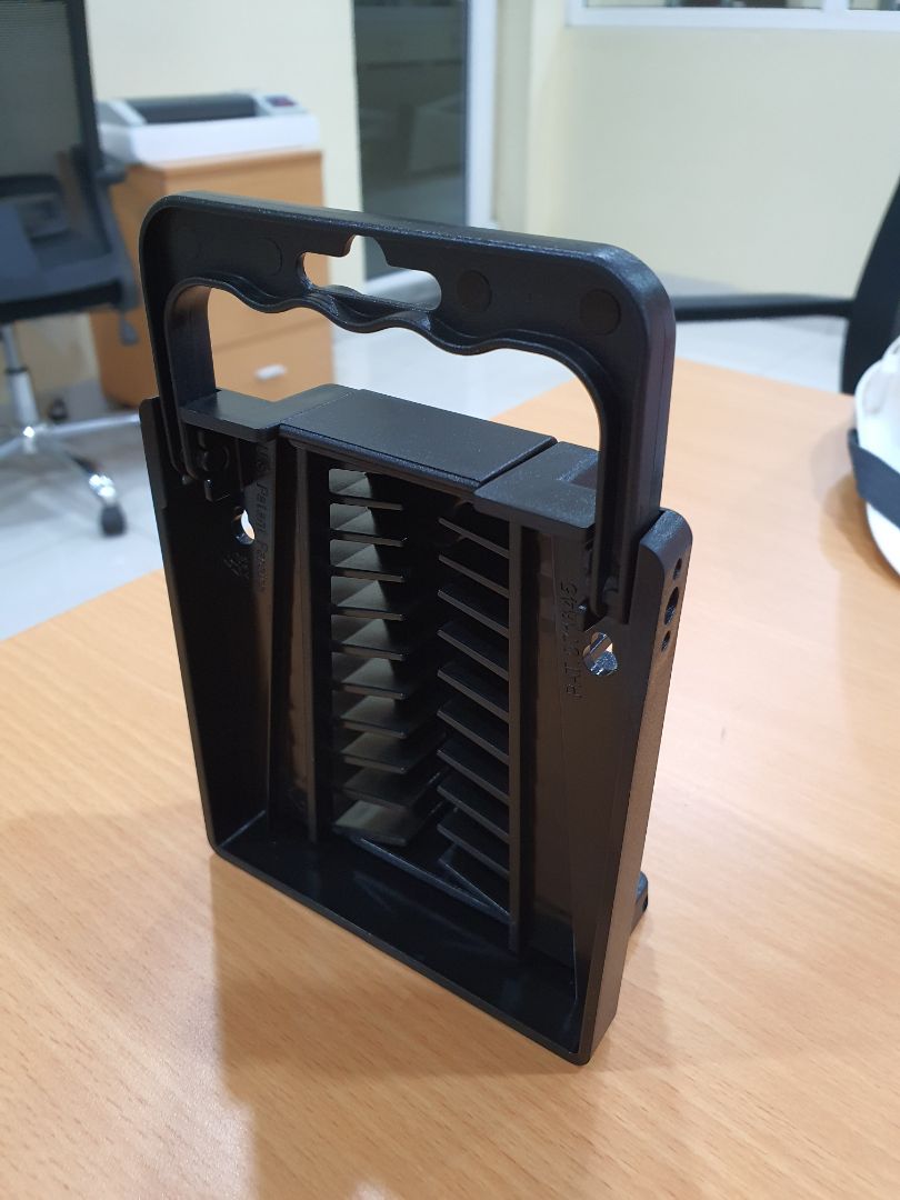 Sản phẩm đóng gói kỹ. Mở ra thấy hài lòng về chất lượng. Gắn lên treo cờ lê gọn lắm đây.