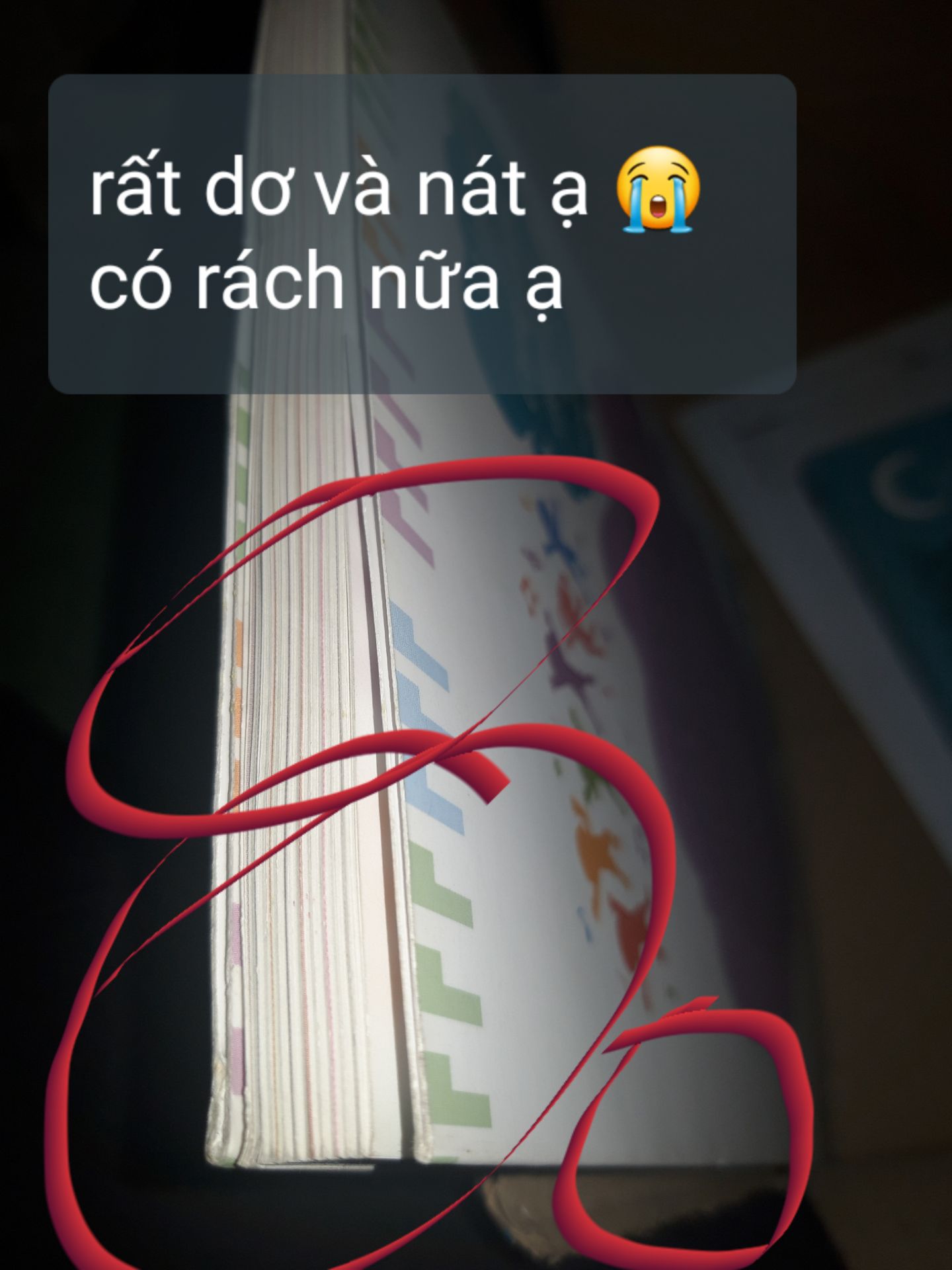 mình đã liên hệ tiki để hỗ trợ đổi trả. tiki thì nhiệt tình trong việc giải quyết những tình huống. mình chỉ không hài lòng về chất lượng đóng gói sản phẩm thôi. còn sách mang nội dung về việc tổ chức trò chơi cho trẻ nhỏ cũng ổn.