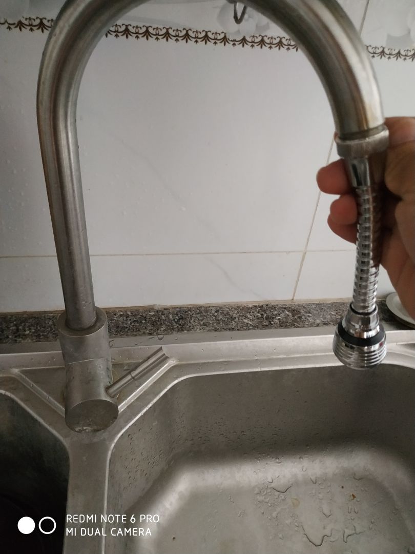 đầu Vòi k.lắp ráp vào đầu vòi.nước tại.nhà dc. ren k khớp. xin trả hàng lại shop. để ở nhà k.lam dc j