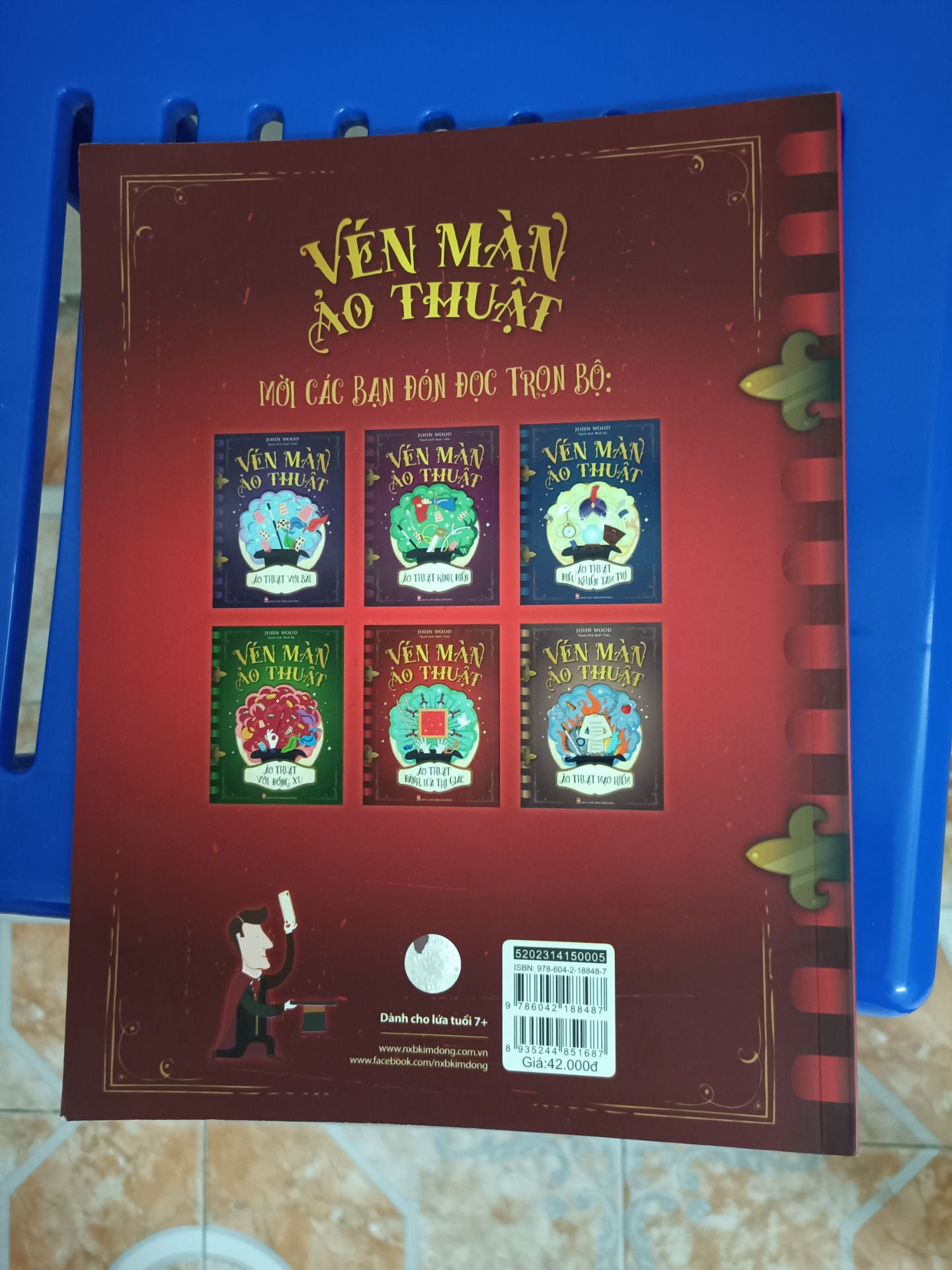 Sách rất hay,giao hàng siêu nhanh,nên mua nha mọi người