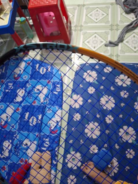 Chữ astrox in trên mặt vợt sai thêm nữa là mình đặc 88s giao thành 88dpro và đũa vợt hơi dẻo