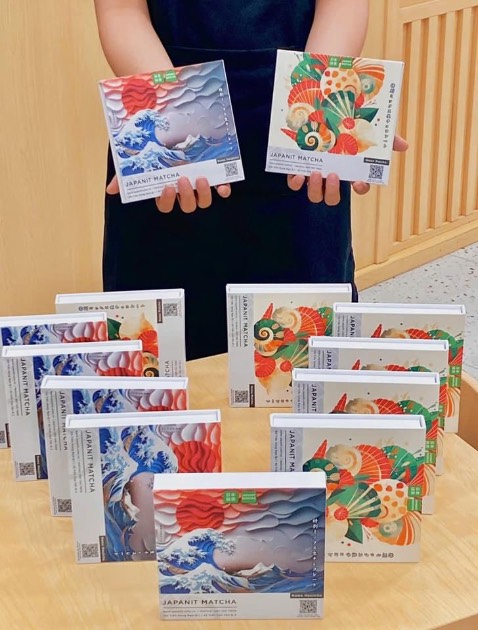 Cực kỳ hài lòng
Sản phẩm có chất lượng đúng như mô tả, đóng gói chắc chắn, rất đáng tiền, giao hàng nhanh. 
P/s: Không có thời gian chụp hình nên mình lấy đỡ hình trên mạng up