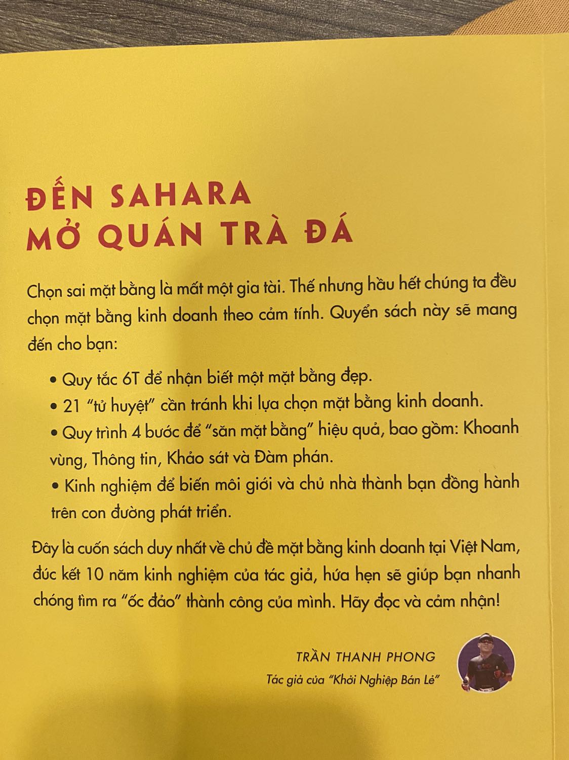 Mình rất vui vì là 1 trong những người mua sách đầu tiên của tác giả. Thú thật đang trong giai đoạn bấp bênh của khởi nghiệp, bị chủ nhà đòi lại mặt bằng😭😭 Mình giành nguyên đêm hôm qua để đọc, quyển sách này như vị cứu tinh giúp mình có tinh thần để cố gắng làm lại từ đầu, mình sẽ áp dụng những kiến thức trên và hy vọng sẽ thành công hơn lần đầu ☺️☺️☺️