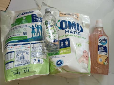 Đóng gói cẩn thận, giao nhanh, có compo quà tặng, giá rẻ, dùng yên tâm cho bé