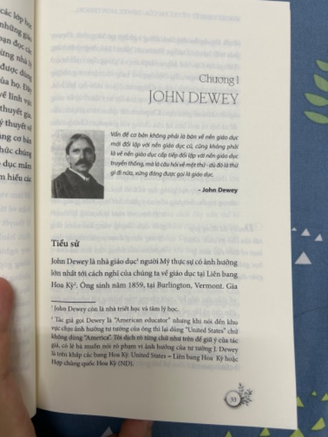 Mục lục ngay đầu sách, rất quan trọng để tra cứu các phần của cuốn sách, nhưng lại đánh nhầm số trang, nên là trở thành vô tác dụng