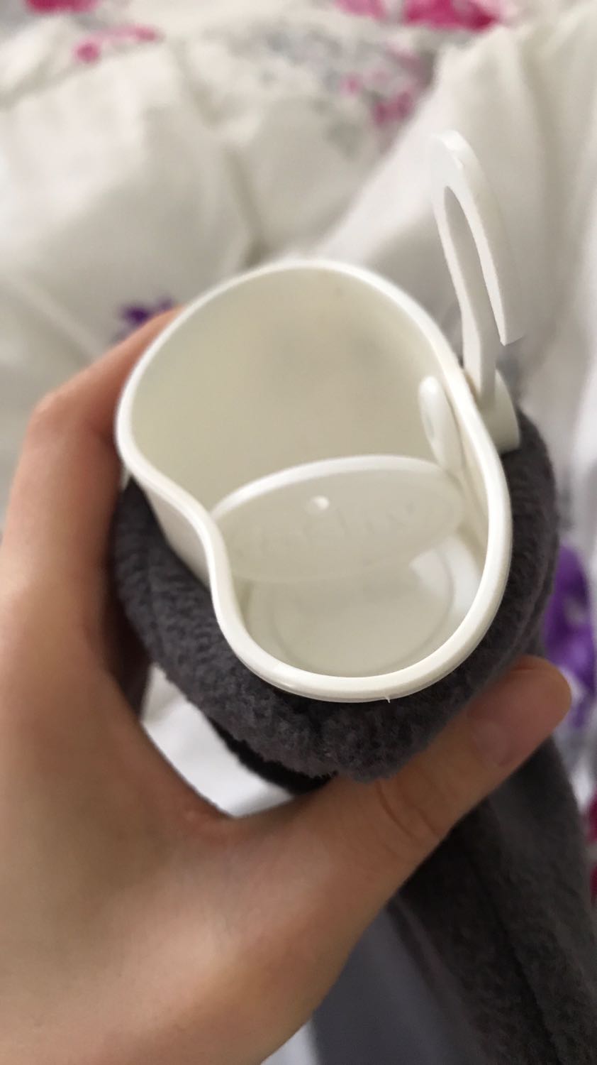 Túi chườm Fashy chất lượng rất tốt, bền (mình đã dùng 1 chiếc đc 10 năm vẫn tốt). Các bạn nên mua sản phẩm này để làm ấm đôi chân khi mùa đông lạnh.