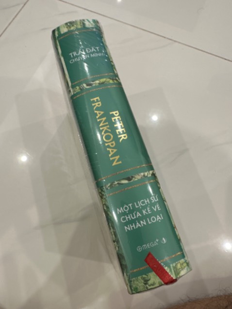 Tiki giao nhanh, đóng gói kỹ lưỡng, sách còn nguyên seal. Mình mua ngay đợt km nên dc giảm tiền v còn dc tặng sách.