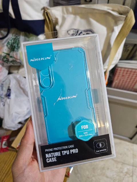 Shop giao đúng trước 15h, đúng loại- đúng mẫu, ốp đẹp