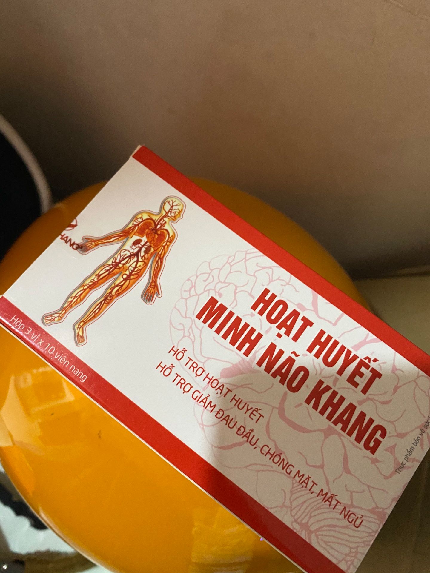 Shop tư vấn nhanh với nhiệt tình, đóng gói kĩ nên hộp ko bị móp méo j hết, còn nguyên tem niêm phong luôn, mua tiki nên ko cần phải lo về chất lượng