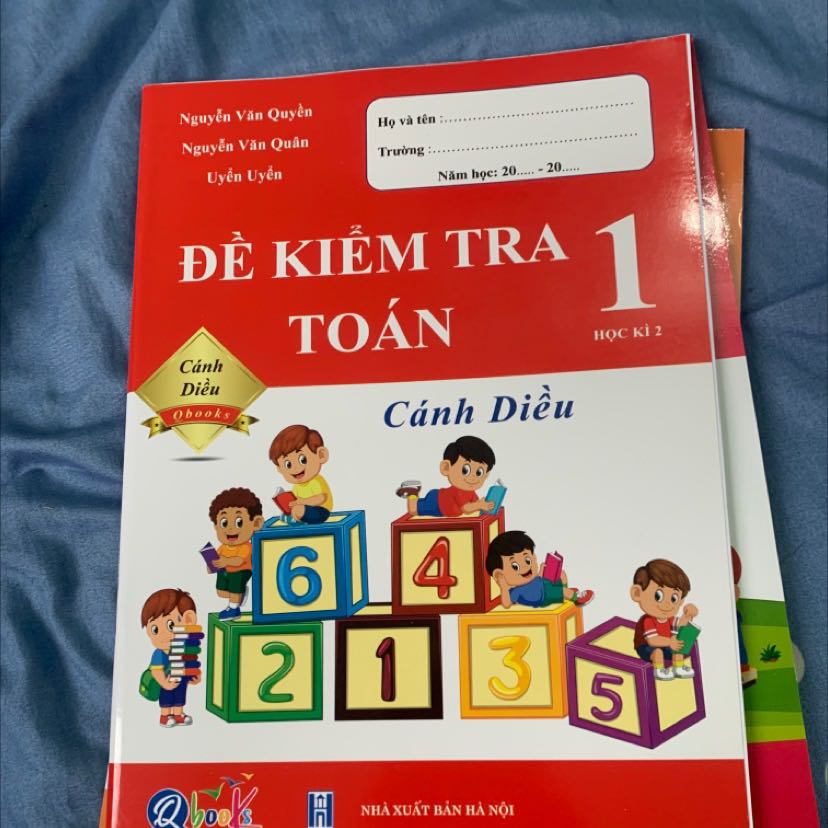 Sách màu sắc ok. Bài dễ.