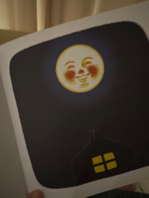 Bé mình rất ưng. Đọc đi đọc lại mãi. Sách đúng tiêu chí dành cho bé tầm 12-24 tháng