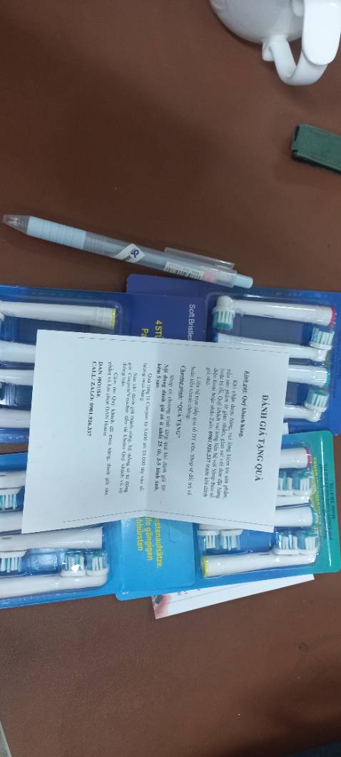 Giá cả ko rẻ nhưng mua thử đầu bàn chải kép. Chưa dungc thử nhưng cảm quan là ổn