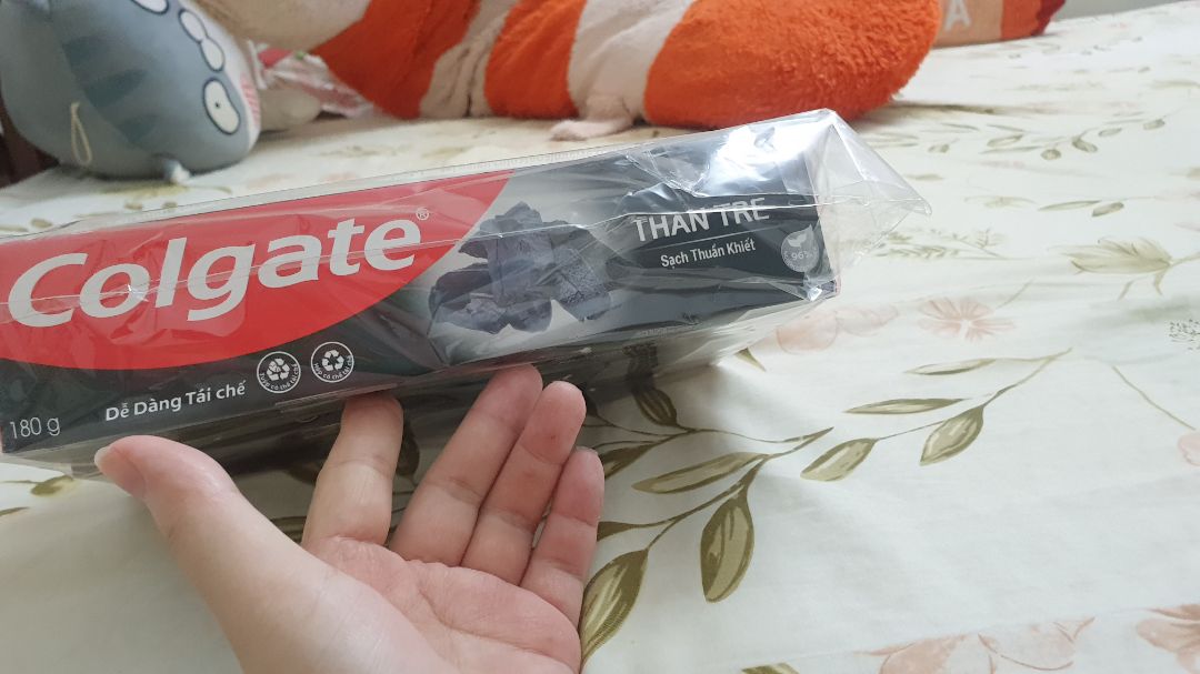 đợt mua colgate đang sale nhiều dùng thêm khuyến mãi astra nữa. lời quá lời.
mà than tre đánh cảm giác sạch 
. tuy nhiên vẫn ưu tiên loại Volcano hơn