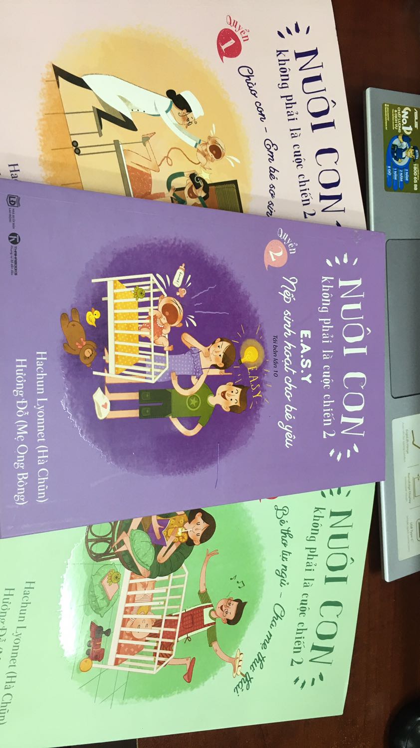 Mình mua combo 3 quyển. Sách bị dính keo và có vết mực ngắn quẹt ngang ngoài bìa ở quyển 2. Mình Mua được giảm giá 45% nên ko bõ đổi trả. Tạm chấp nhận được