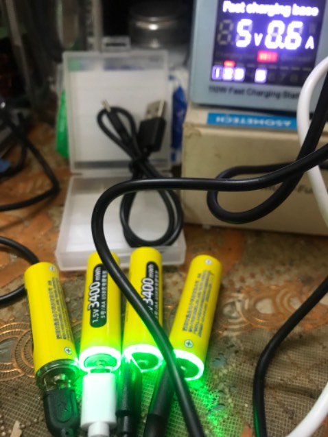 Shop đóng gói cẩn thận và giao hàng nhanh. Sản phẩm đúng mô tả và chất lượng tốt. Hài lòng với sản phẩm này 👍