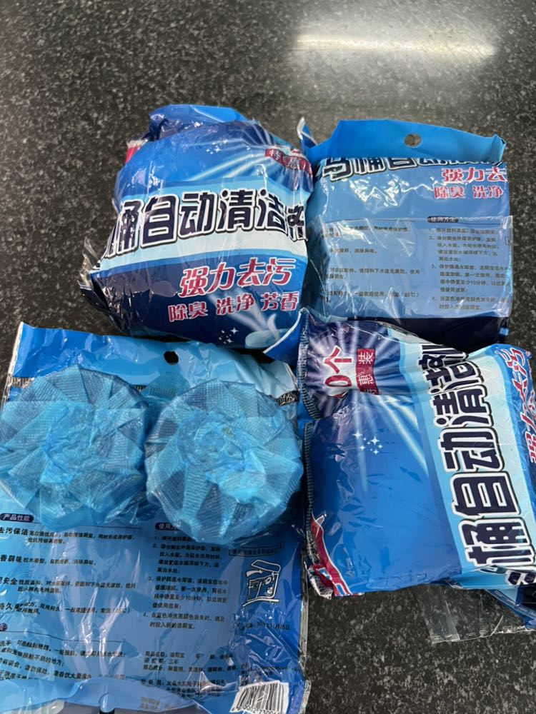 Shop giao dạng viên không phải con heo 
Quảng cáo một đằng giao hàng một nẻo.