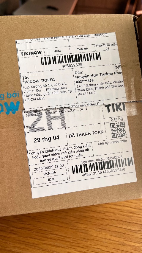 mình mua ánh sáng vàng 3000k nhưng shop giao lộn ánh sáng trắng 6500k. mình yêu cầu đổi trả thì lại giao lộn ánh sáng trắng thêm 1 lần nữa, rất mất thời gian của khách hàng