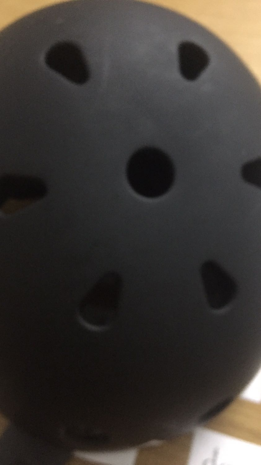 Hàng chắc chắn, phụ kiện đầy đủ. Đặt mua Tikinow nên nhận hàng nhanh chóng