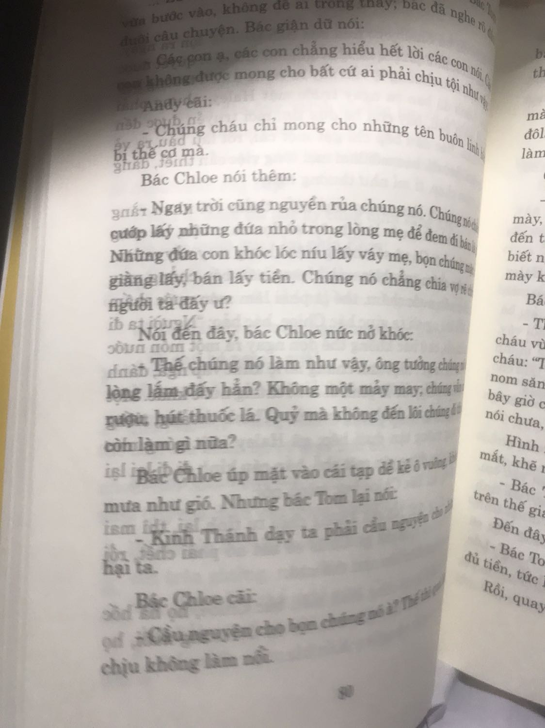 Sách rất tệ. Lỗi chữ mà còn rách nữa ạ. Lần đầu mua sách mà bị lỗi như thế này. 
Lần trước mua đơn hàng bên fahasa thì bút bị lỗi, giờ mua bên tiki nhưng fahasa giào cũng bị lỗi luôn. Mong bên tiki giải quyết ak