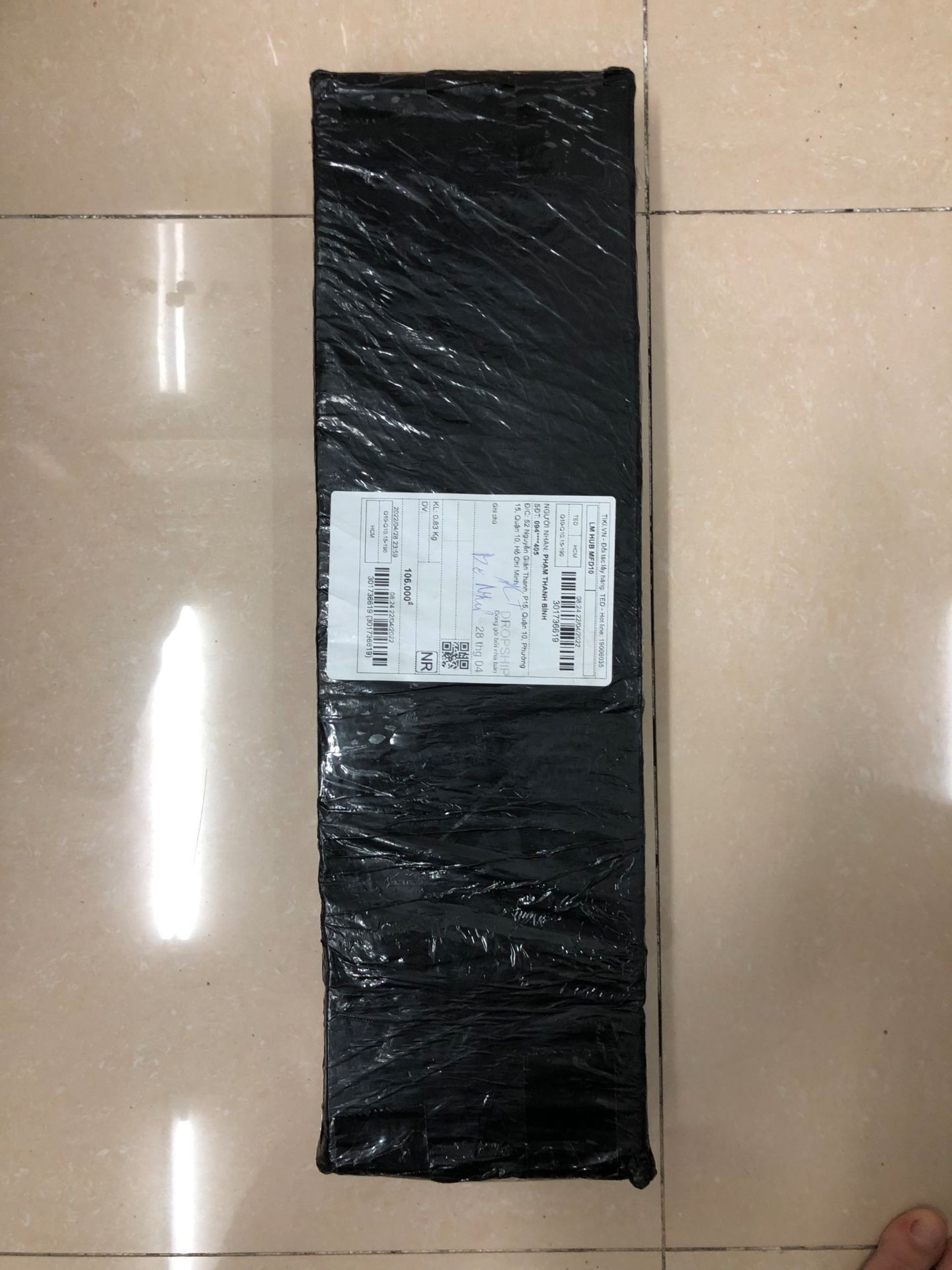 ảnh minh họa để 1 tầng là 3 đôi mà về để chỉ được 1 tầng 2 đôi. so với giá này cũng ok tạm chấp nhận được. 4 sao vì hàng nhận khác với hình trên shop