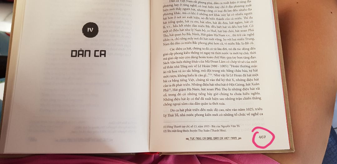 mục lục còn bị sai nữa , sách giả à???? dây chặn sách cầm tới là rớt ra luôn. Tôi muốn trả hàng, hoàn tiền.