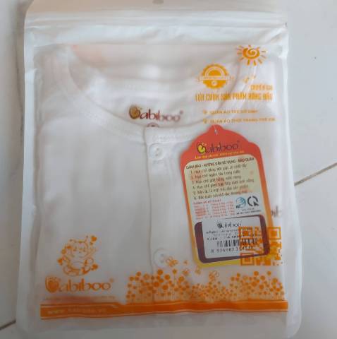 Áo rất xinh nhé, vừa size không cần trừ hao, rất ưng ý luôn