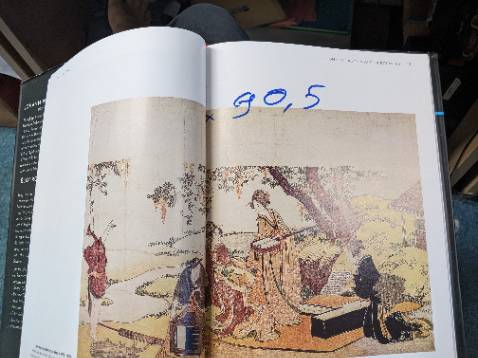 SP bìa cứng đang khá đẹp khi mở ra lại có 1 trang đánh dấu bút dạ vào rõ vô duyên hỏng hết cả giá trị, đề nghị được đổi lại SP mới