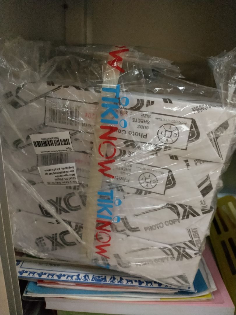 shop giao hàng nhanh và đầy đủ số lượng 5 lốc, đóng gói kĩ, đã lấy 1 lốc *** thử thấy là chất giấy 70gsm thì ko thể dày bằng 80gsm được nhưng dùng để ib tài liệu học tập thì ok shop giao hàng nhanh và đầy đủ số lượng 5 lốc, đóng gói kĩ, đã lấy 1 lốc *** thử thấy là chất giấy 70gsm thì ko thể dày bằng 80gsm được nhưng dùng để ib tài liệu học tập thì ok
