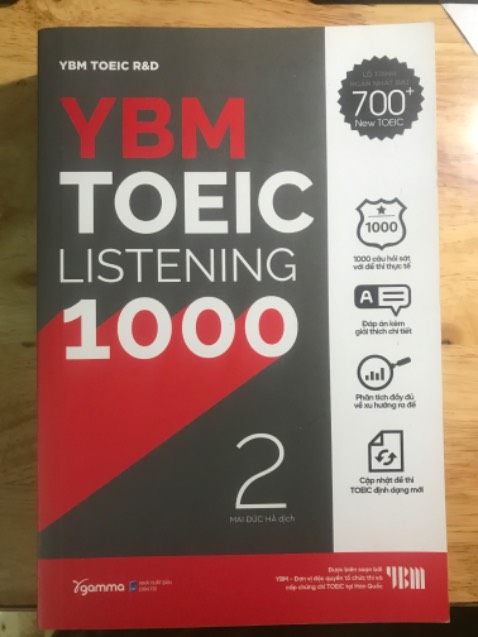 Chất lượng sách (giấy, hình, chữ) tốt. Nhìn là biết sách real.
Về nội dung thì thấy nó chưa cập nhật lắm + ứng dụng file nghe trên app khá rối. Nxb vẫn nên xem xét việc làm thành CD-ROM giả lập thi Toeic LR để giúp ng học ứng dụng cao hơn