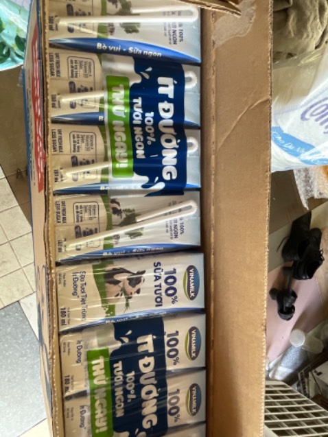 Giao hàng nhanh, dự kiến thứ 2 nhưng cn đã giao. Đóng gói kĩ. Đúng hạn sử dụng.