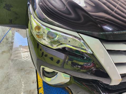 Cầm rất vừa tay và chắc..dùng cho nam nên thấy rất oke