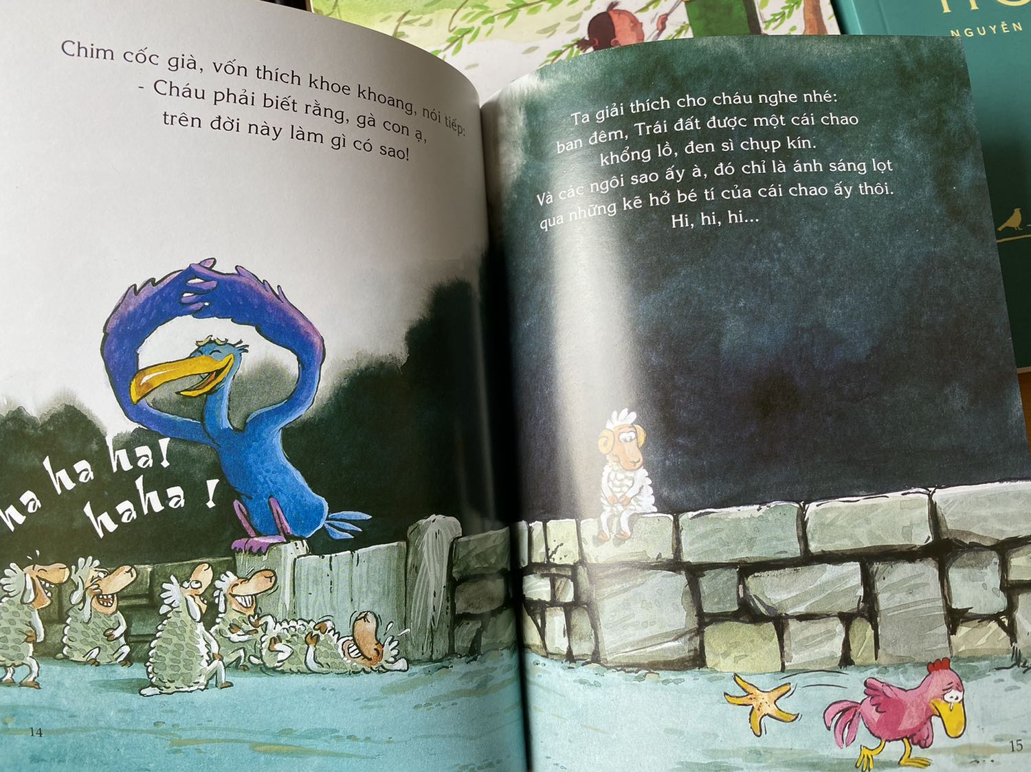 Lời văn đẹp, câu chuyện gần gũi mà hấp dẫn, tình huống chạm đúng cảm xúc, qua đó người lớn cũng có thể rút được bài học cho mình, đừng vội chê cười trẻ con mà làm chúng buồn…