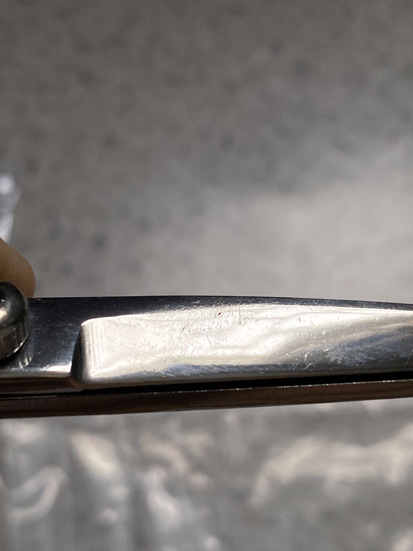 Chỉ tiết hoàn thiện ở mức độ Trung Bình Khá, chấp nhận được với giá bán.