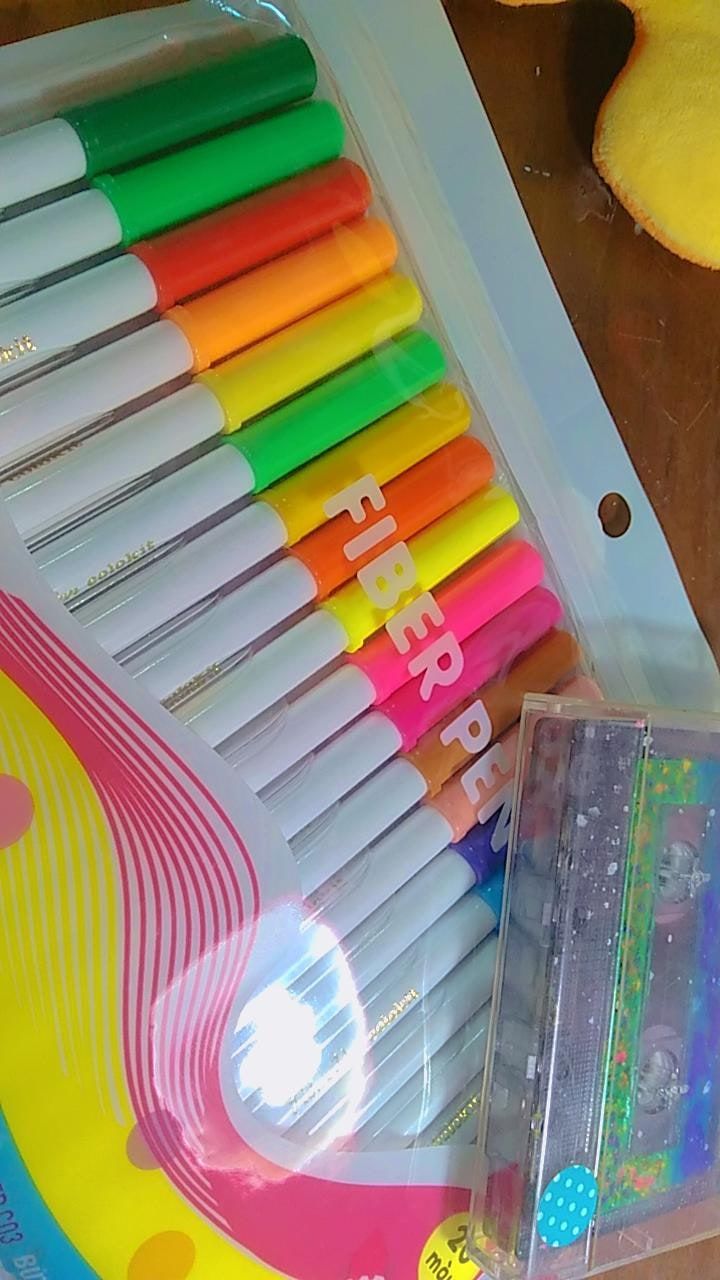 về chất lượng sản phẩm thì khỏi phải bàn nhiều vì nó đã rất nổi tiếng , nhỏ hơn mình nghĩ chút xíu bao bì rất đơn giản dễ cưng , tiki giao rất nhanh lun , lần đầu mua ở tiki nên đây là trải nghiệm tuyệt vời .