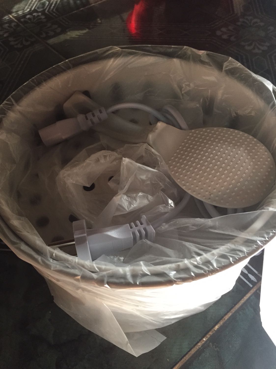 Tiki đóng gói kỹ, giao trễ hơn dự định 1 ngày
Sản phẩm hình thức như quảng cáo bảo hành dài đến 2/2023
Giá lúc mình mua là 513900₫